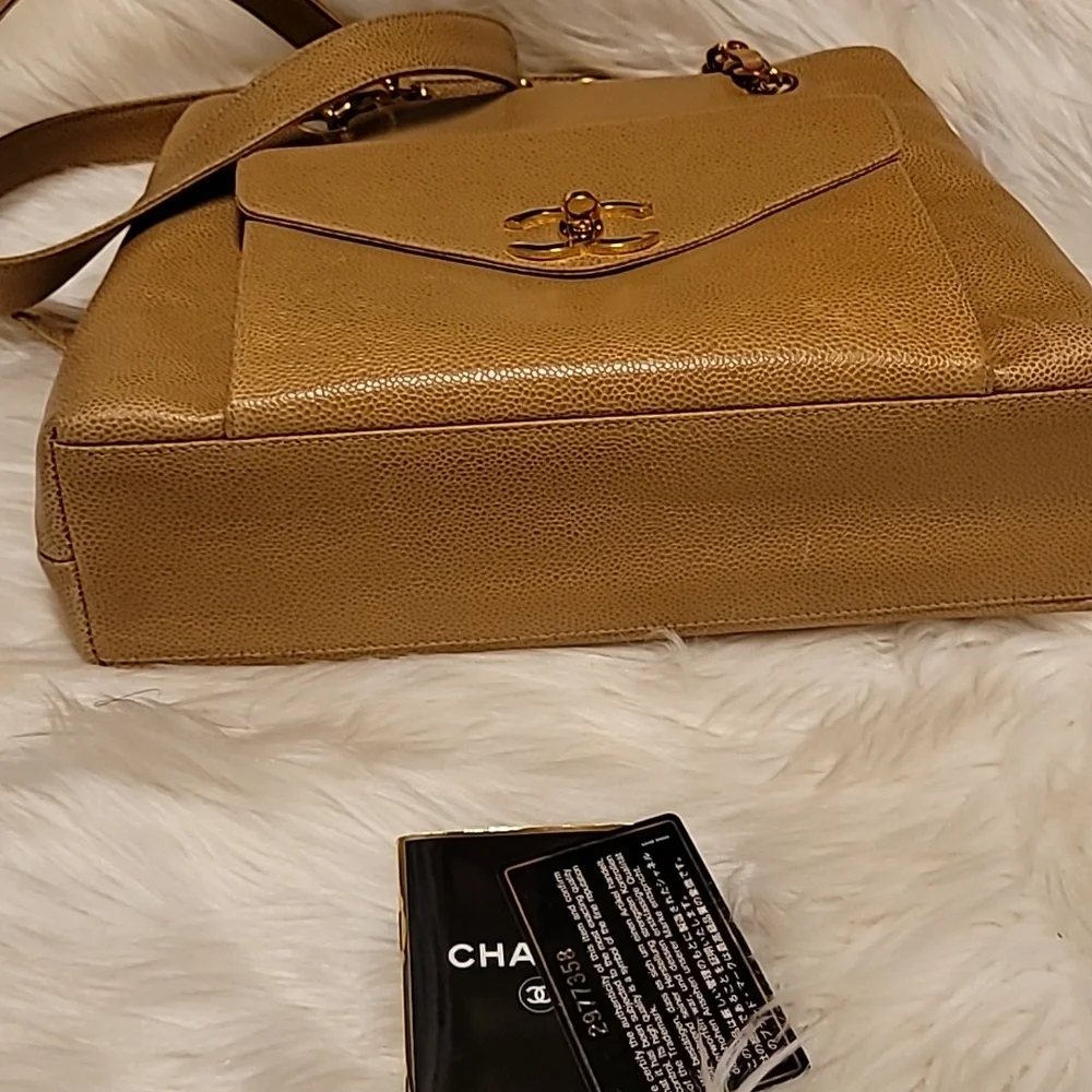 Vintage Chanel Shoulder Bag - Picture 12 of 15